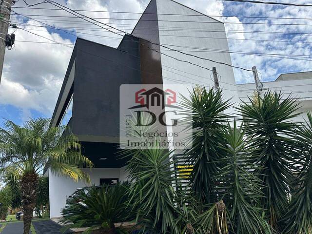#414 - Casa para Venda em Votorantim - SP - 2